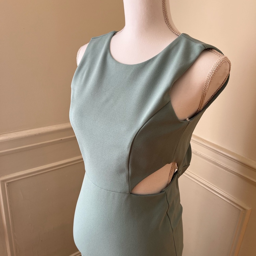 Lulu’s Utterly Smitten Dusty Sage Cutout Side Maxi Dress - Picture 6 of 9